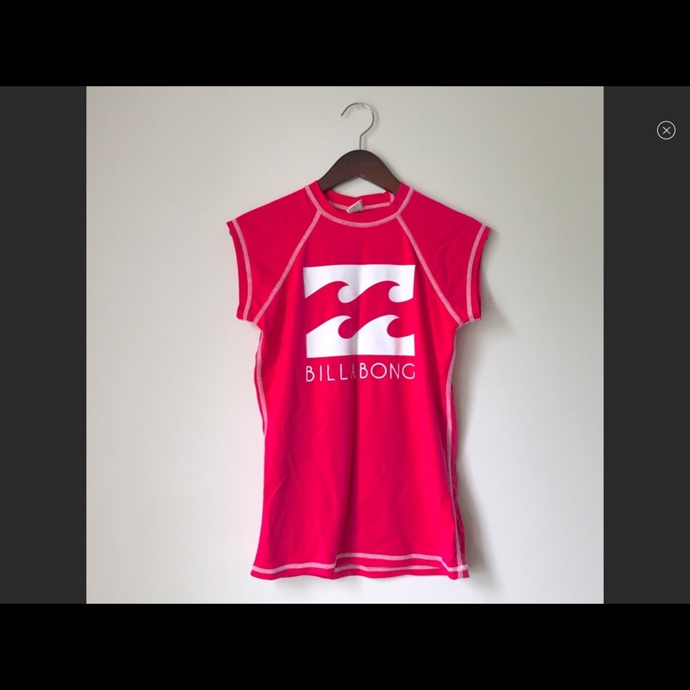IN SEARCH OF: Billabong Womens Rashguard size L/XL